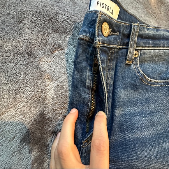 NWOT Pistola Straight Leg Jeans Stretch Sz. 25 26 medium Wash denim Mid Rise - Picture 4 of 8